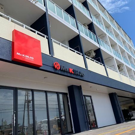 Mr.Kinjo Inn Tomigusuku Экстерьер фото
