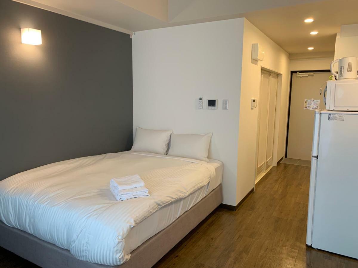 Mr.Kinjo Inn Tomigusuku Экстерьер фото